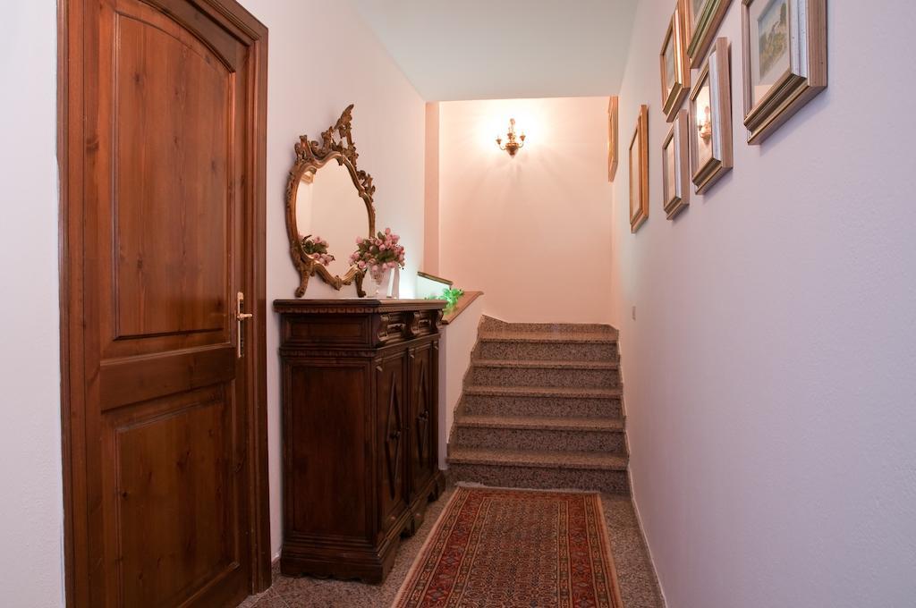 Bed&Breakfast Chiara Olbia Eksteriør billede